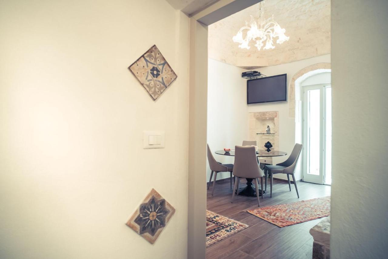 800S Home Luxury Rooms Ostuni Bagian luar foto